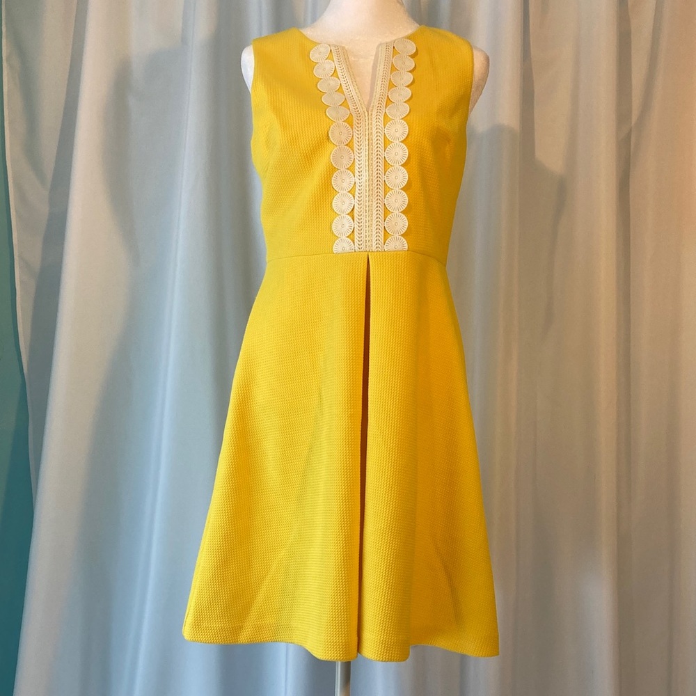 Retro Disco 70s Style Fun Yellow Sleeveless Party Dress with Lace Detail